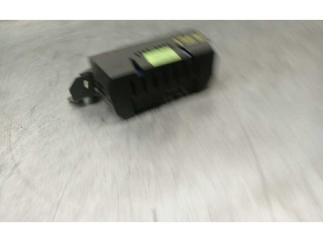 Дисплей    9600972280   Peugeot 605