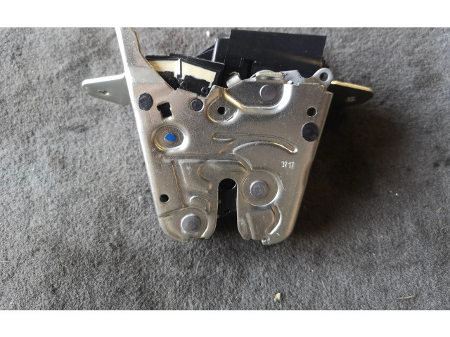 Замок багажника A0997400600 Mercedes-Benz GLC X253 C253 2015 - года