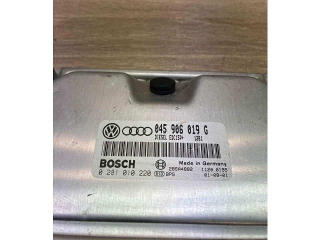 Блок управления двигателем Блок управления 045906019G, 0281010220 Audi A2