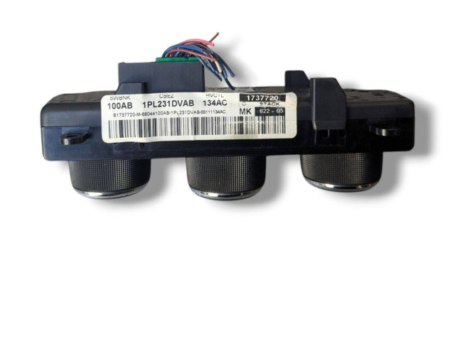 Блок управления климат-контролем 1PL231DVAB, P55111134AC   Jeep Patriot