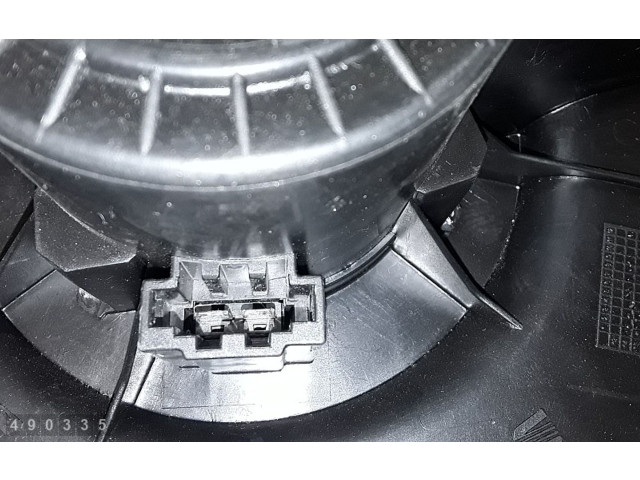 Вентилятор печки 6R2819015 Audi A1