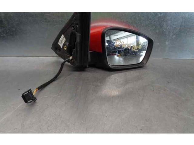 Зеркало электрическое Skoda Fabia Mk3 (NJ) 2015 - 2021 года