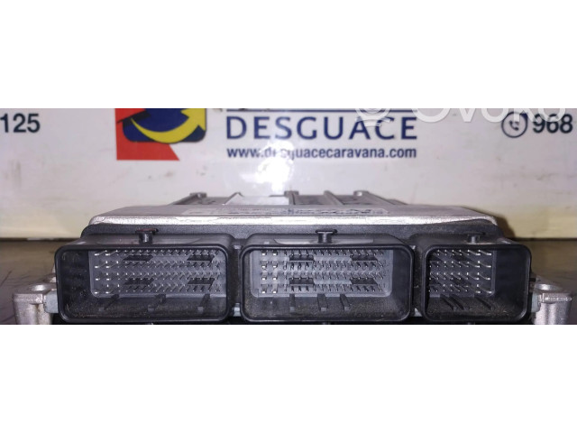Блок управления двигателя 237102099S Dacia Dokker