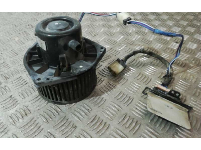Вентилятор печки 0130111154 Nissan Vanette