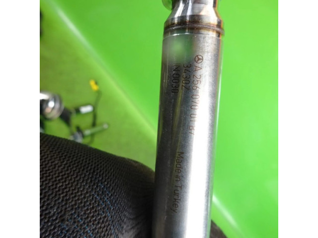 Форсунка A2560700187 Infiniti QX30 для бензинового двигателя 270.920 2