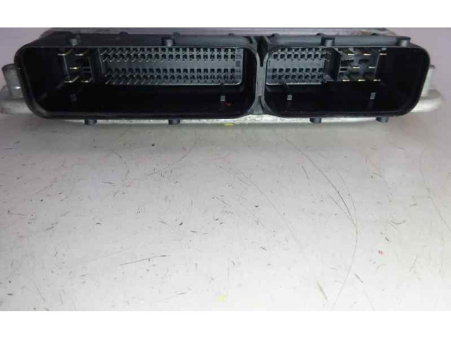 Блок управления двигателя 038906019FF   Volkswagen Golf SportWagen