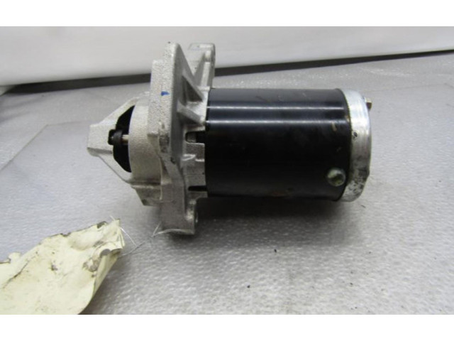 Масляный насос H4B_408 233000779R Renault Clio IV