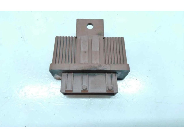 Блок предохранителей 7456121314   Peugeot Expert    