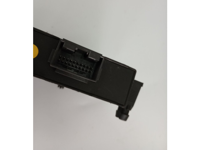 Модуль управления gateway Skoda Octavia Mk2 (1Z) 2004 - 2013 года 1K0907530K