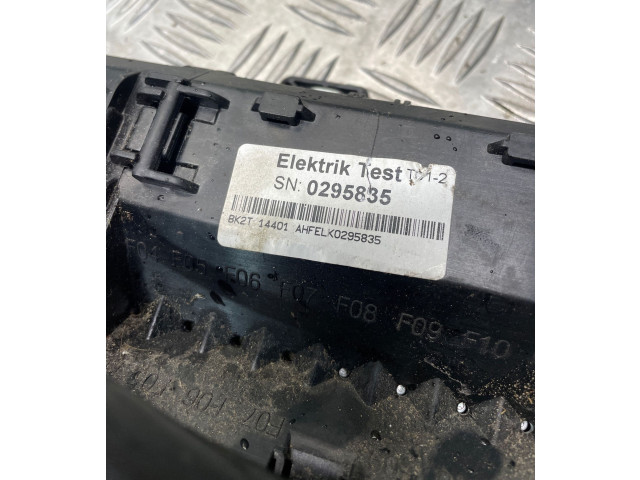 Блок предохранителей  BK2T14401   Ford Transit Custom    