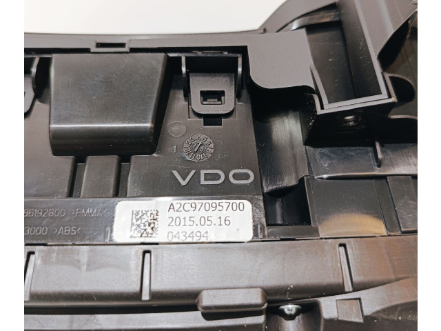 Панель приборов 5E0920751B, A2C94799001 Skoda Octavia Mk3 (5E)