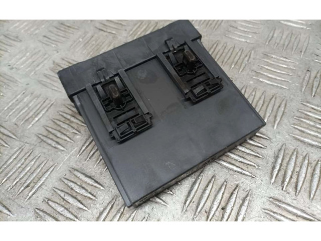 Блок управления 9850440880, 003231902336   Peugeot 308