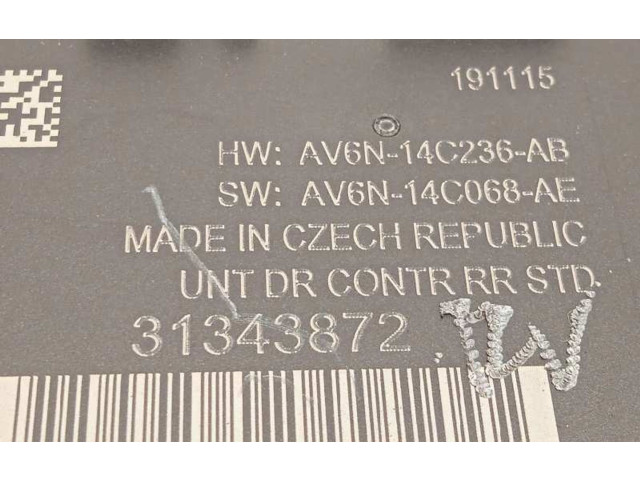 Панель приборов 31443872 Volvo S60