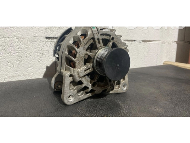 Генератор 231008040R Renault Clio V