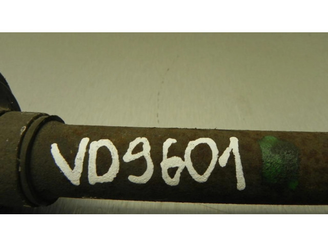 Передняя полуось