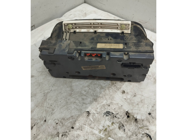 Панель приборов 87001262 Volkswagen Golf III