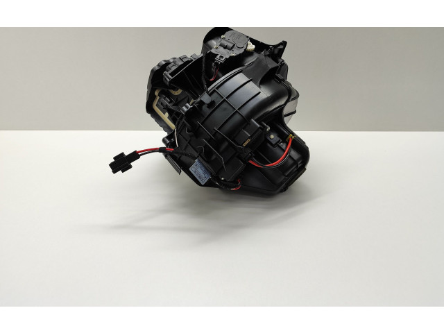 Pojistková skříňka Вентилятор печки 9226780, 9248171 BMW 5 F10 F11 2013