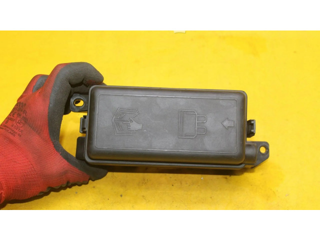 Блок предохранителей  3449504-01   Mini One - Cooper Coupe R56    