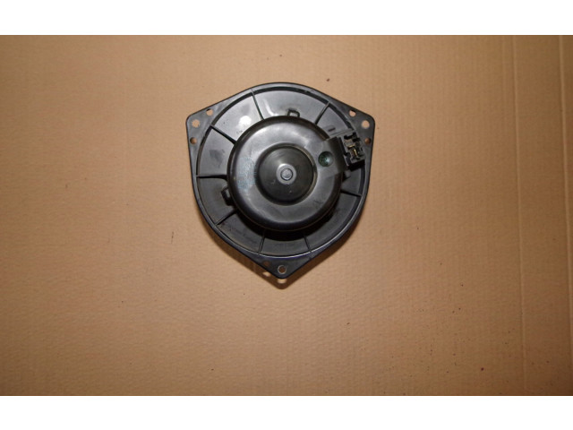 Вентилятор печки EA31530350 Suzuki Ignis