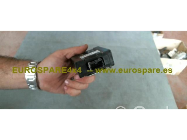 Блок управления MR305675   Mitsubishi Montero