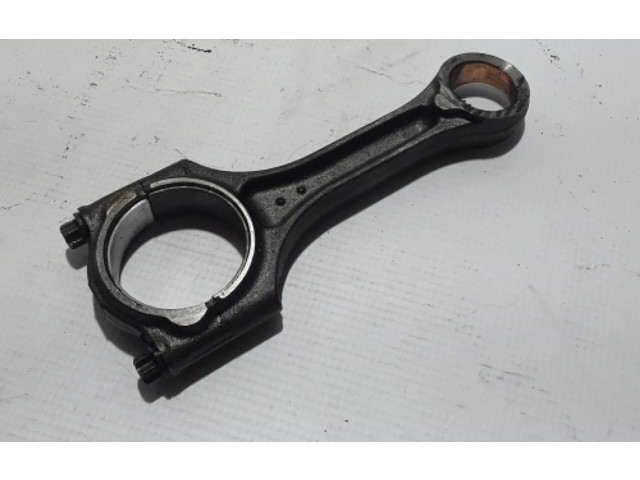 Шатун D 5204 T2,D 5204 T3 31401216    Volvo XC60  