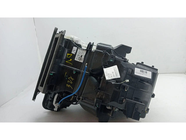 Вентилятор печки 272102641R Dacia Sandero