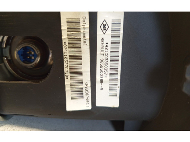 Подушка безопасности в сиденье 985250028R   Dacia Duster