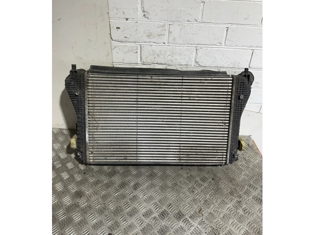 Интеркулер  3C0145805AK   Volkswagen PASSAT CC 