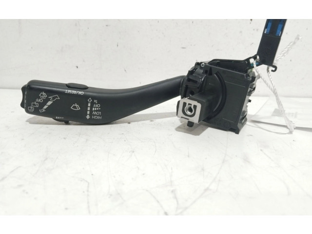 Ручка стеклоочистителей 1K0953519J   Volkswagen Golf SportWagen