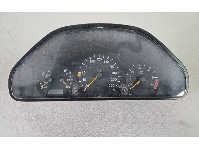 Přístrojová deska Mercedes-Benz C W202 1999 2025405611, 84563052