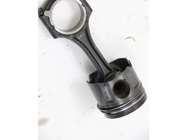 Píst 6400300417, 6400300417 Mercedes-Benz A W169 OM640940