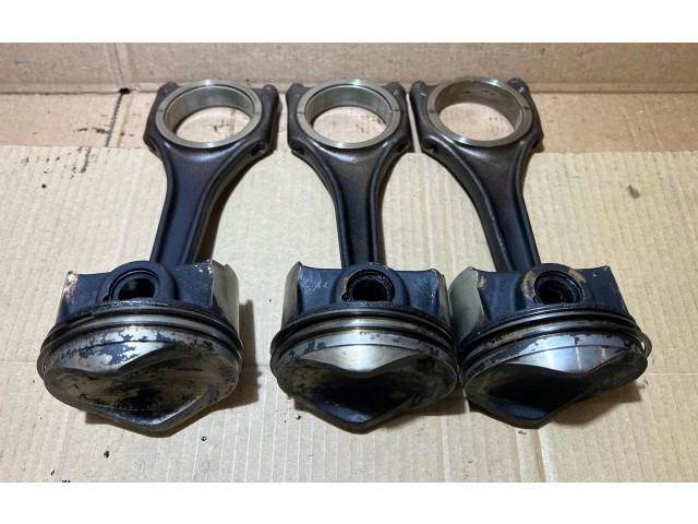 Píst Audi A8 S8 D4 4H