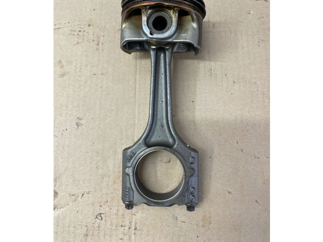  Поршень с шатуном CZPA 06LL  Skoda Kodiaq  