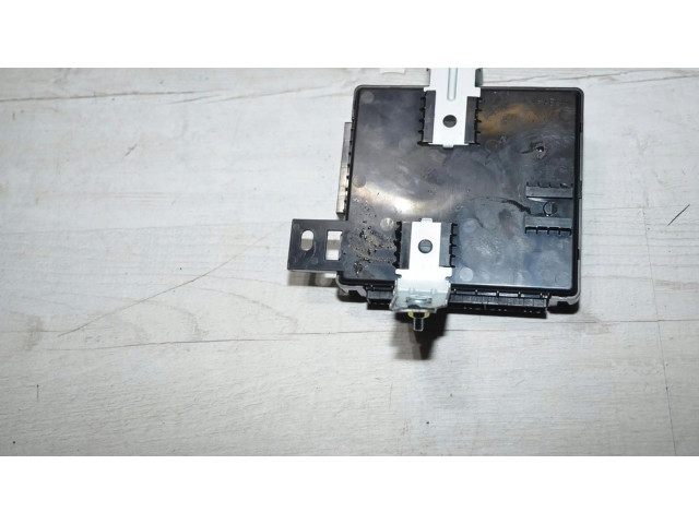 Pojistková skříňka Řídící jednotka BSM 954B0H8640 KIA Rio 2022