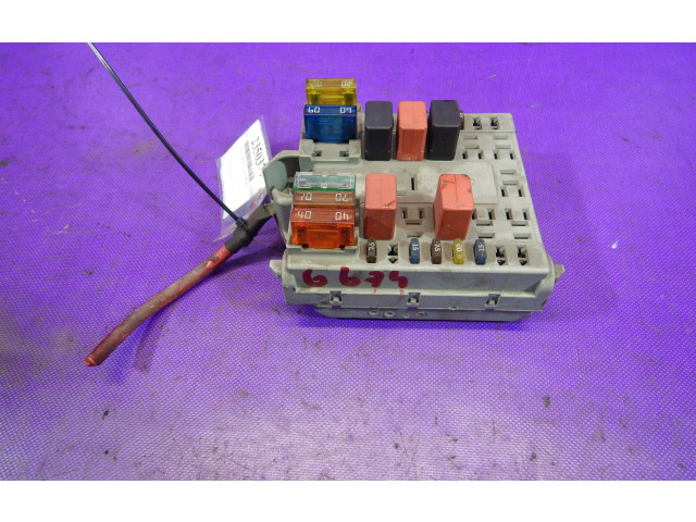 Блок предохранителей  46760247, 46760247   Renault Clio II    