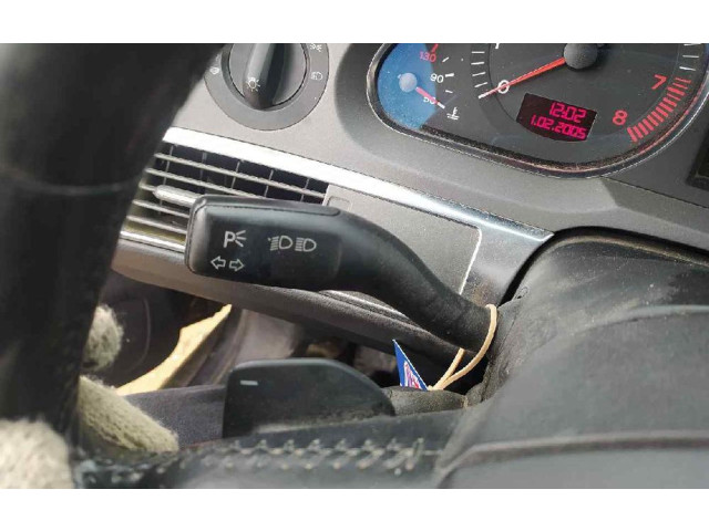 Ручка стеклоочистителей 4E0953513K   Audi A6 S6 C6 4F