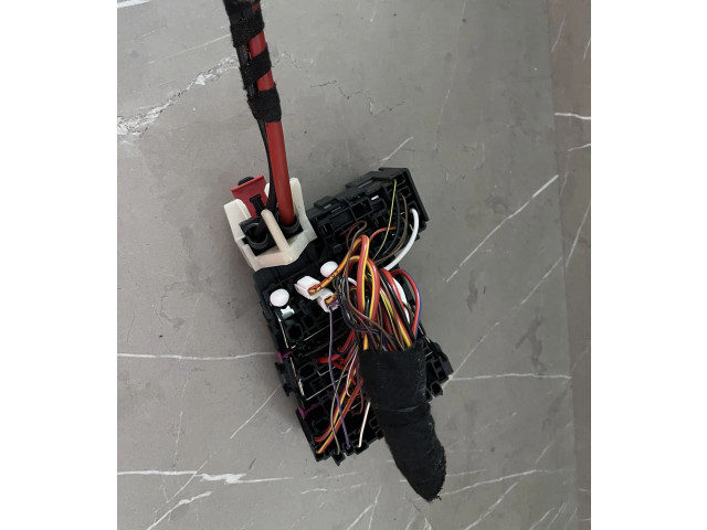 Pojistková skříňka 5Q0937615C Volkswagen T-Roc 2019