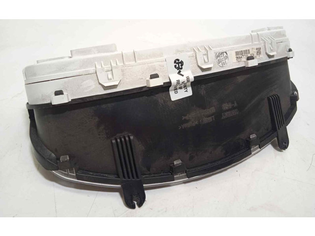 Přístrojová deska Chevrolet Epica 2007 96647711