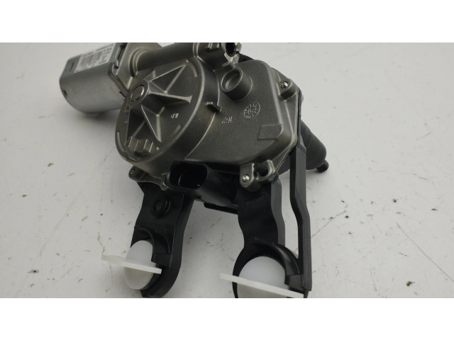 Моторчик заднего дворника 5H0955711A    Volkswagen Golf VIII