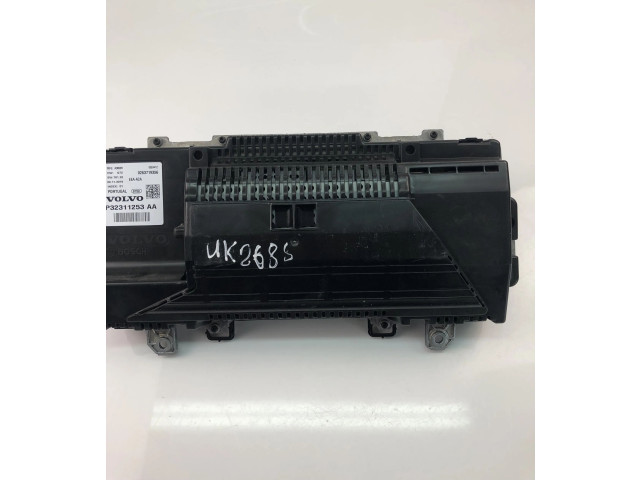 Панель приборов 32311253AA Volvo S60