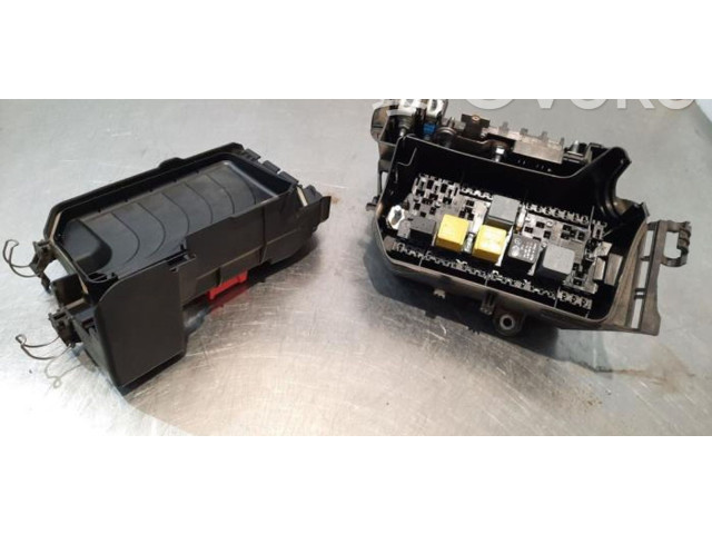 Блок предохранителей  A2465400182   Mercedes-Benz CLA C117 X117 W117    