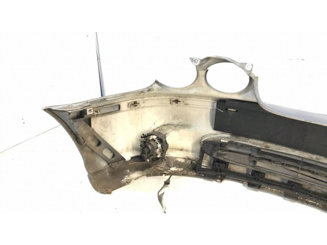 Передний бампер