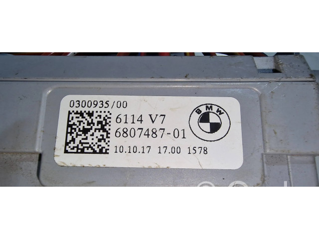 Блок предохранителей 6807487, 6114V7 BMW X3 G01