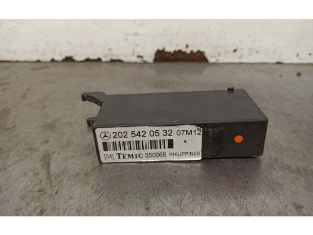 Pojistková skříňka 2025420532, 350066 Mercedes-Benz C W202 1994