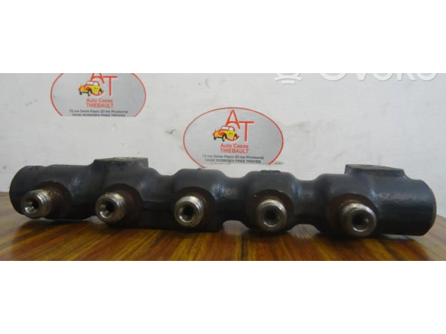 Топливная рампа 00001570G2 Citroen C4 Aircross для двигателя DV6TED4(9HY)