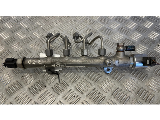 Магистральная трубка топлива