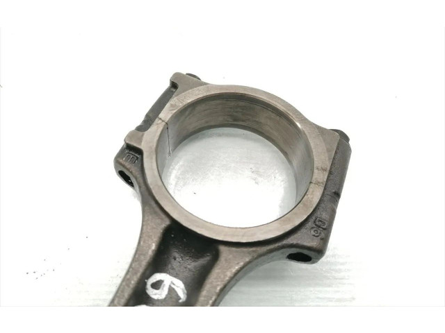  Поршень с шатуном    Renault Trafic II (X83)  