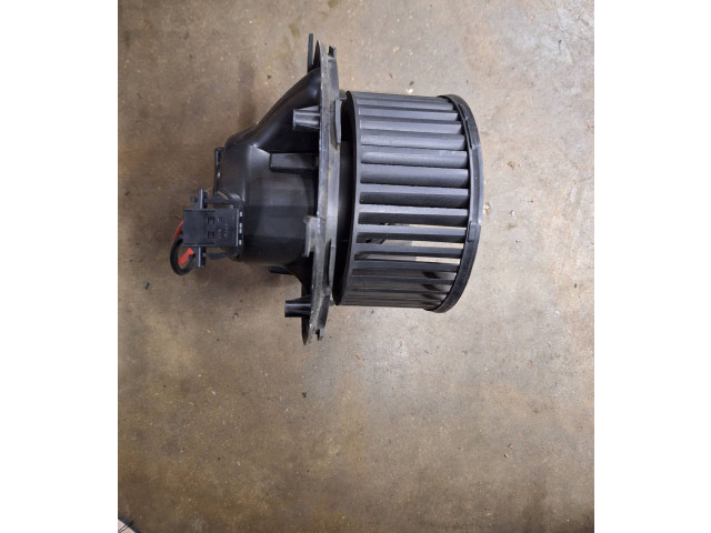 Вентилятор печки 1K1820015D, F993987 Volkswagen Touran I