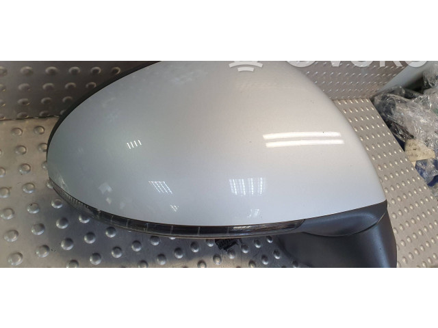 Zpětné zrcátko Volkswagen Touareg II 2013