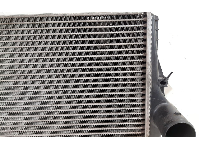 Интеркулер 8743870 Volvo XC90 2.5